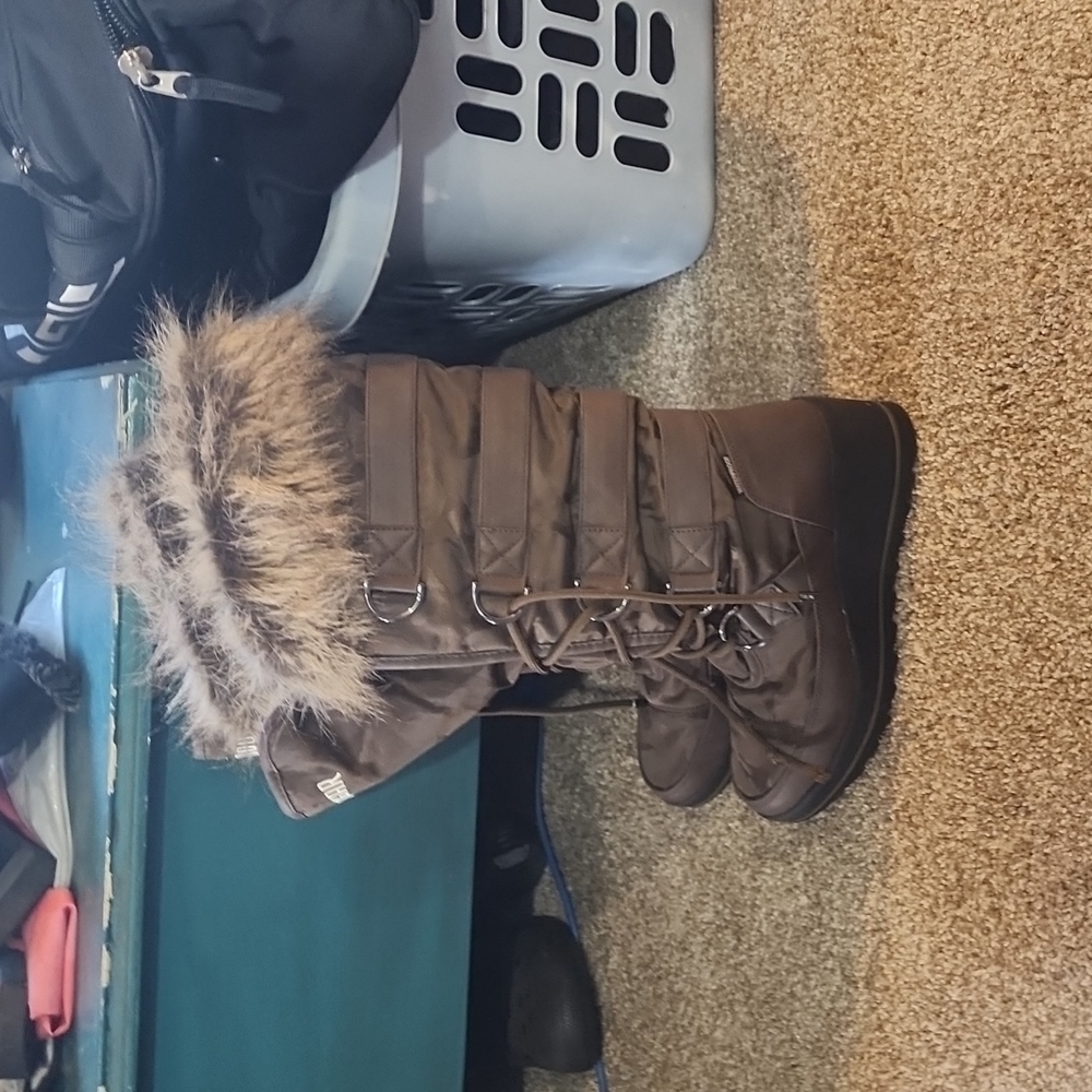 Ladies winter boots